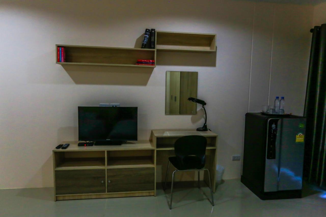 Tempo Plus Apartment Mae Sot Exterior foto