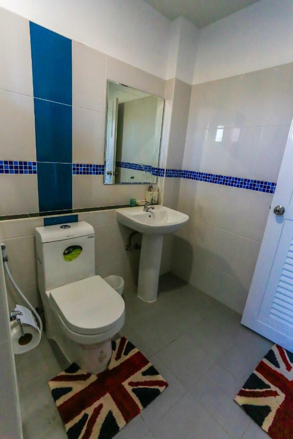 Tempo Plus Apartment Mae Sot Exterior foto